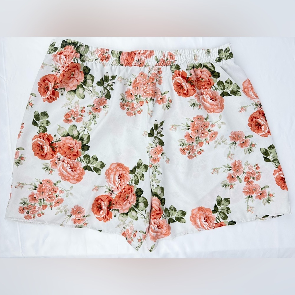 Floral Faux Wrap Style High Waist Women's Shorts - Picture 4 of 4